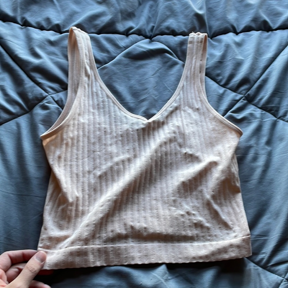 Medium ribbed crop top